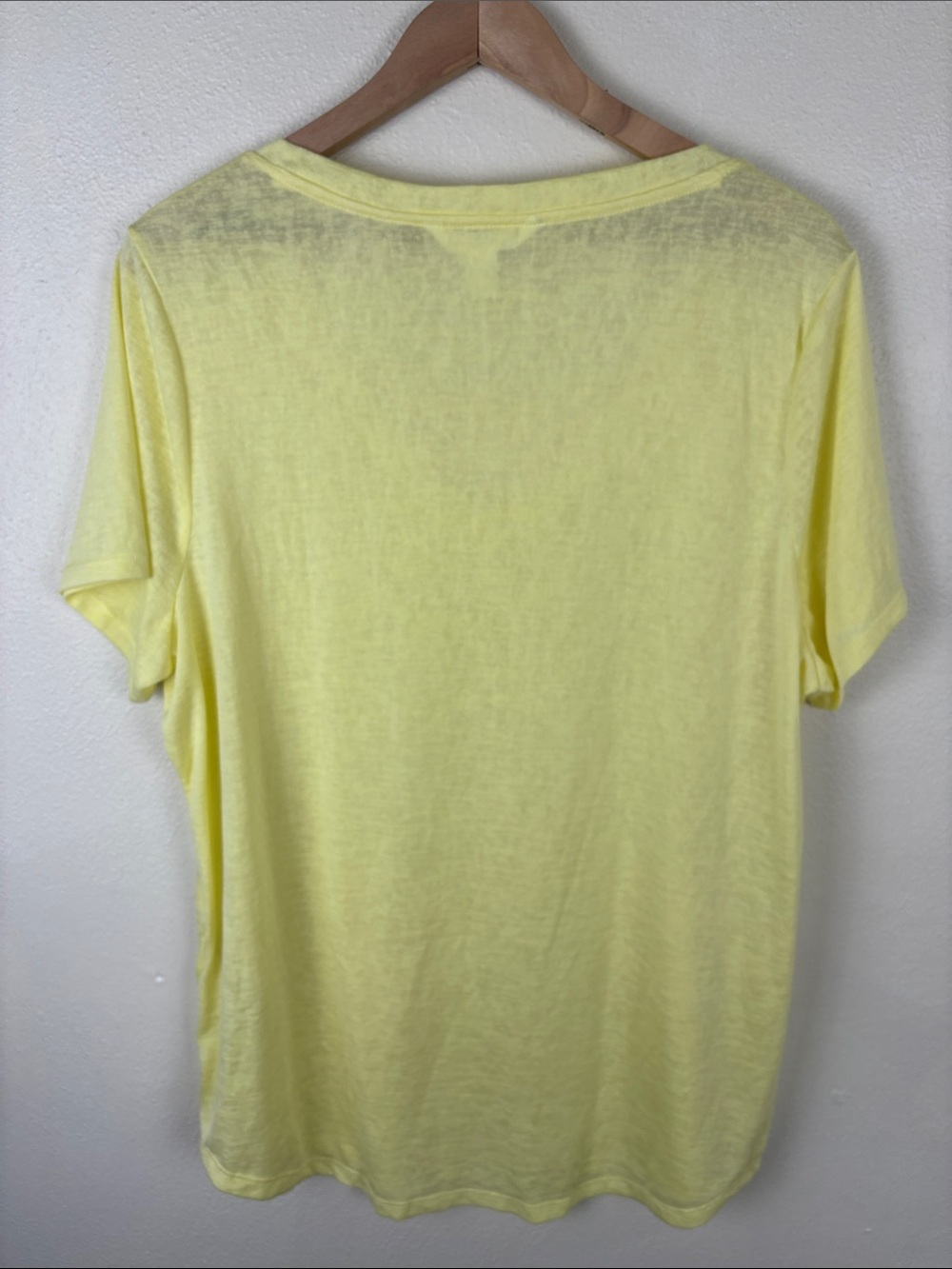 Athleta Yellow Modal V Neck Tee XL Soft Lightweight Athleisure Lounge Summer Top - Picture 3 of 6